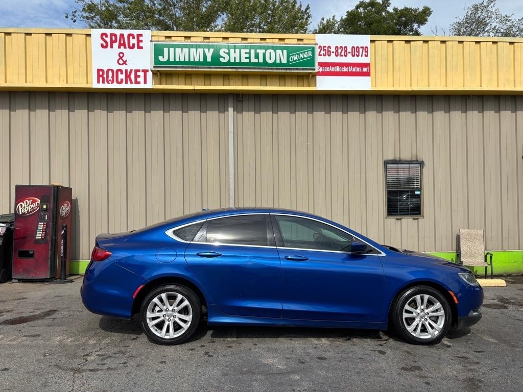 Chrysler 200  2015