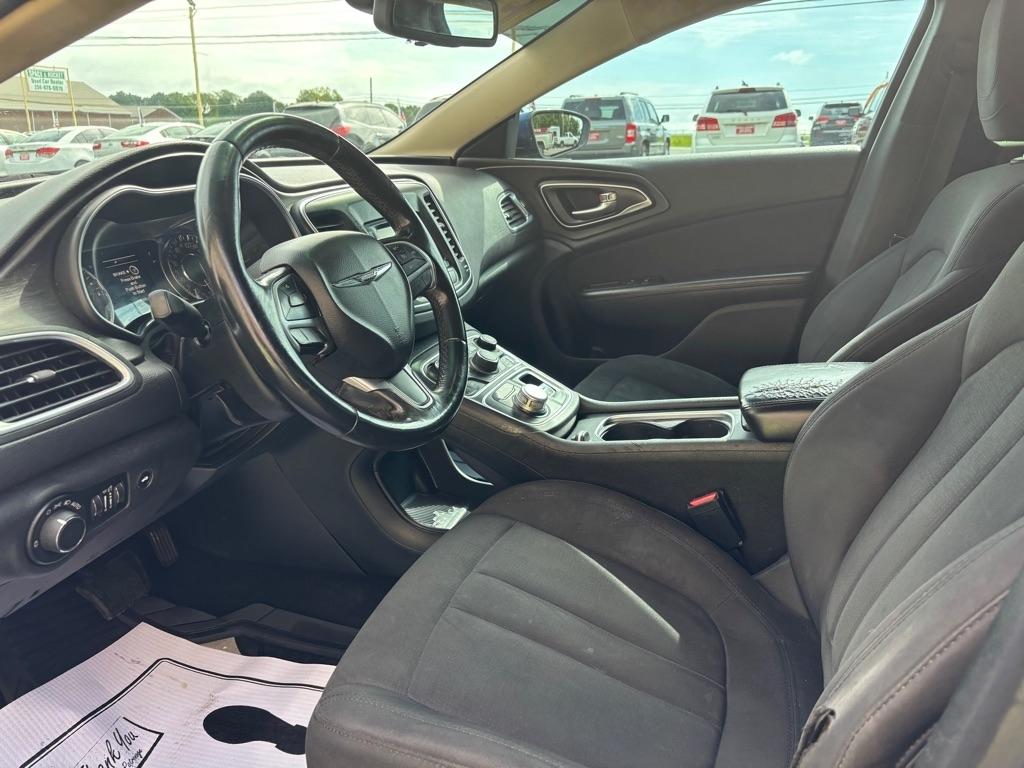 Chrysler 200  2015