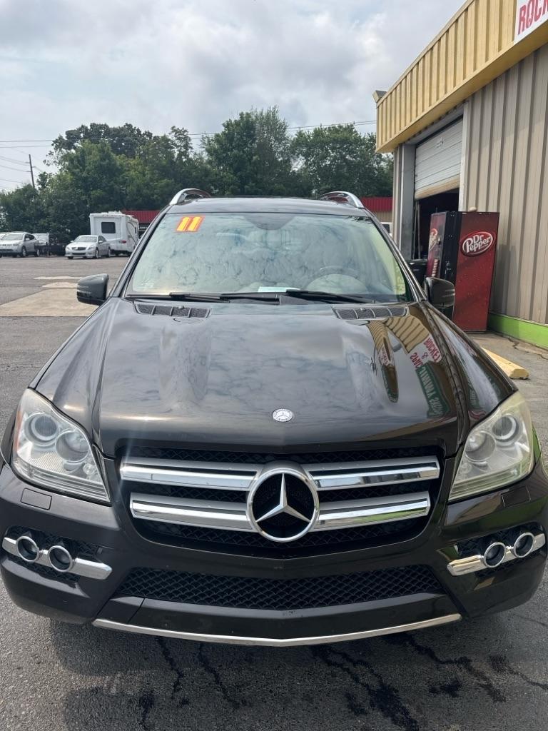Mercedes-Benz GL-Class  2011