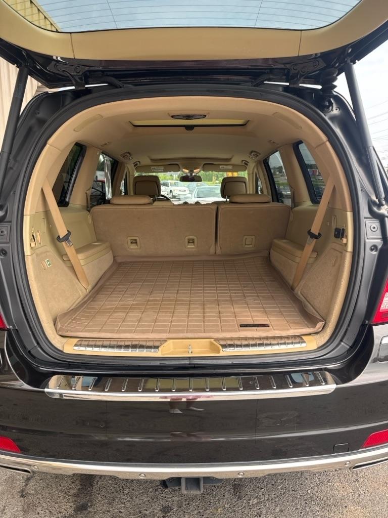 Mercedes-Benz GL-Class  2011