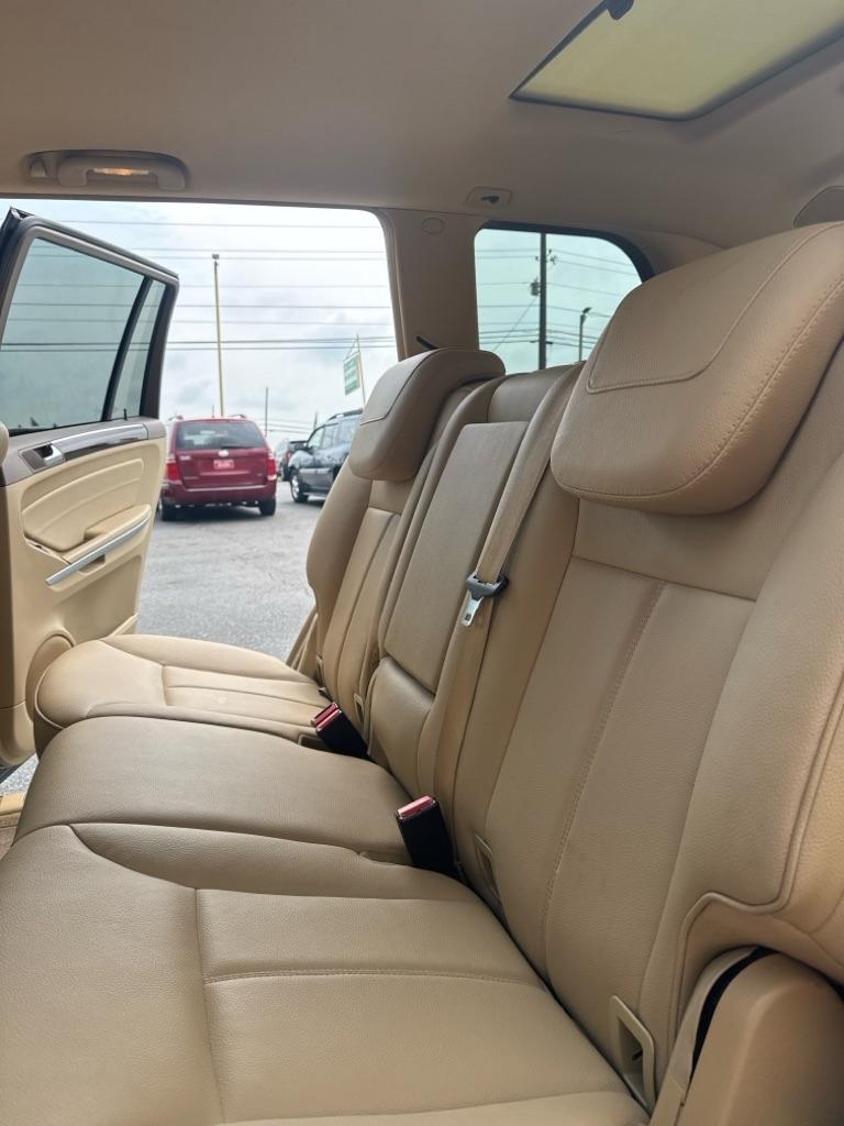 Mercedes-Benz GL-Class  2011