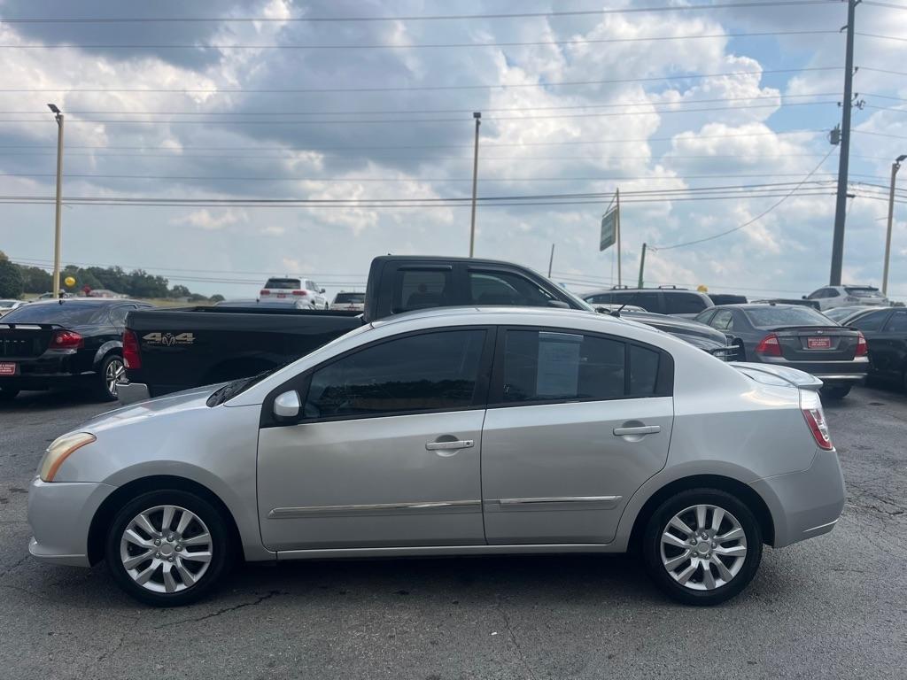 Nissan Sentra  2012