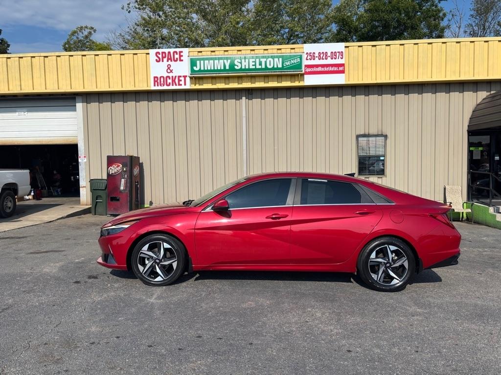 Hyundai Elantra  2023
