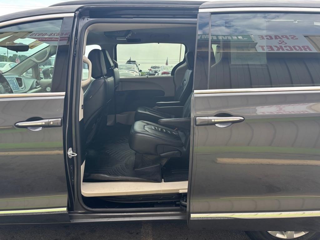 Chrysler Pacifica  2017
