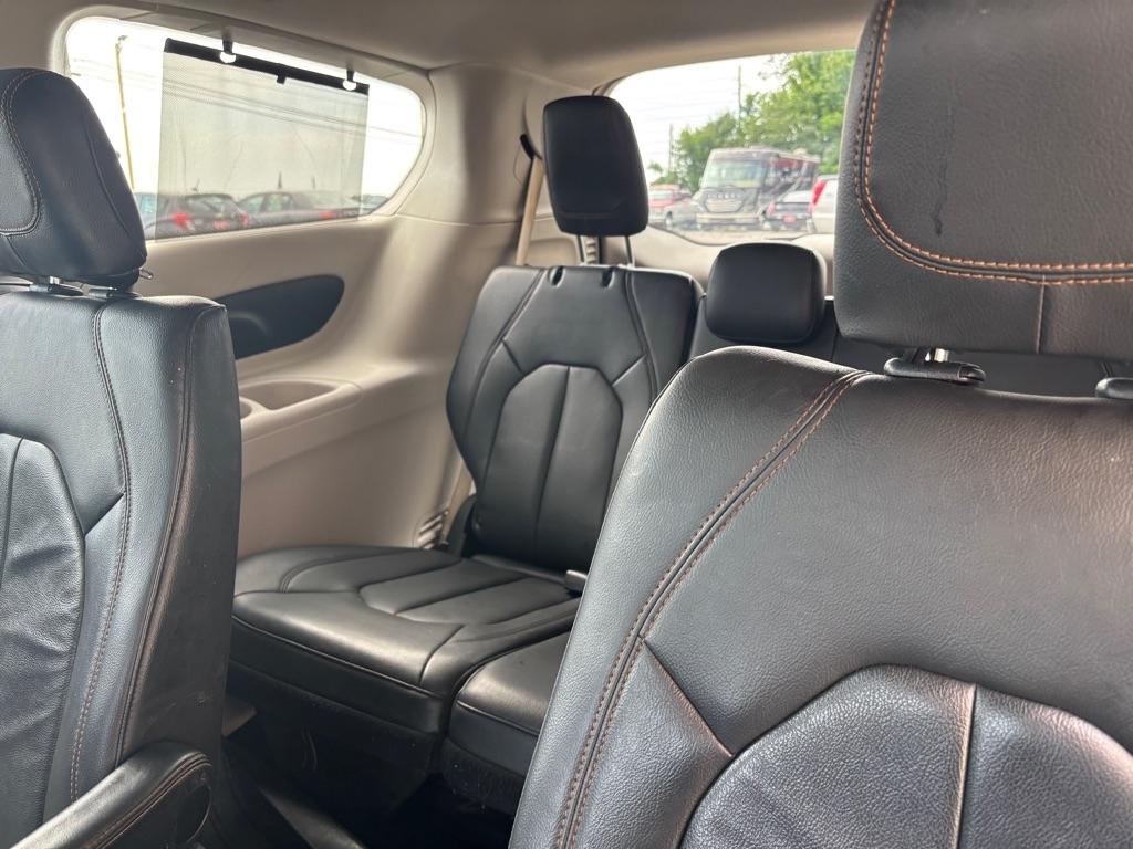Chrysler Pacifica  2017
