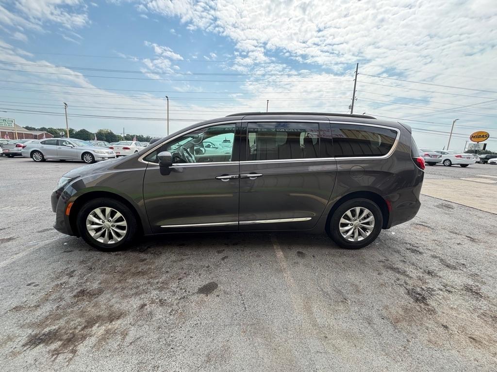 Chrysler Pacifica  2017