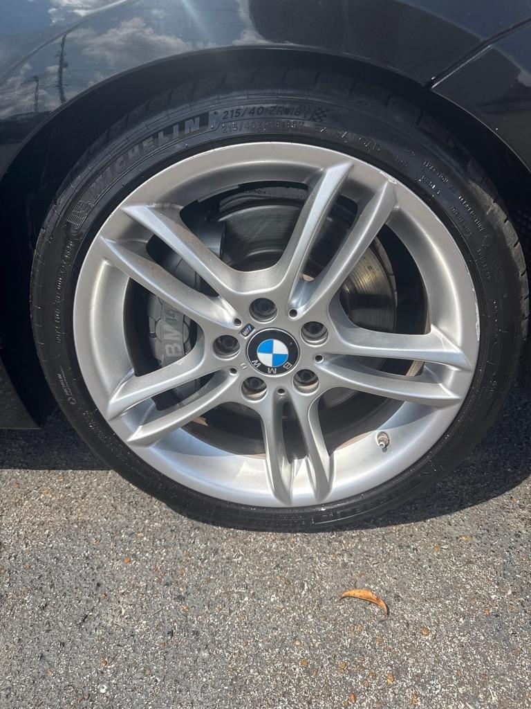 BMW 1-Series  2010