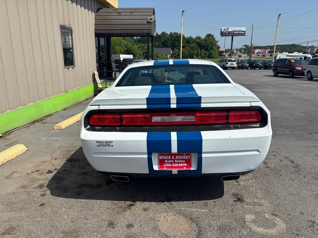 Dodge Challenger  2013