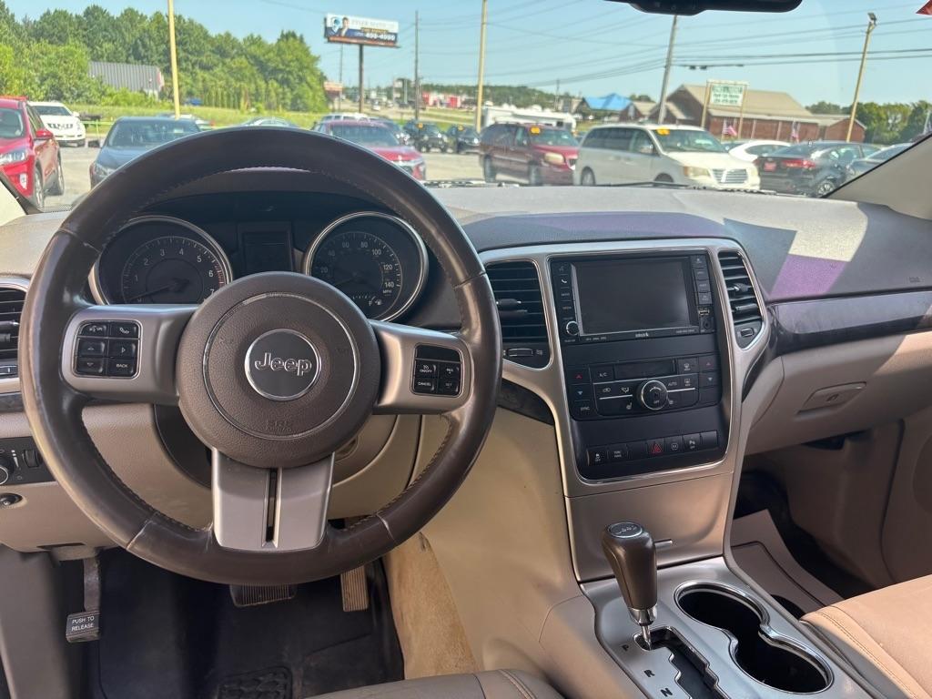 Jeep Grand Cherokee  2011
