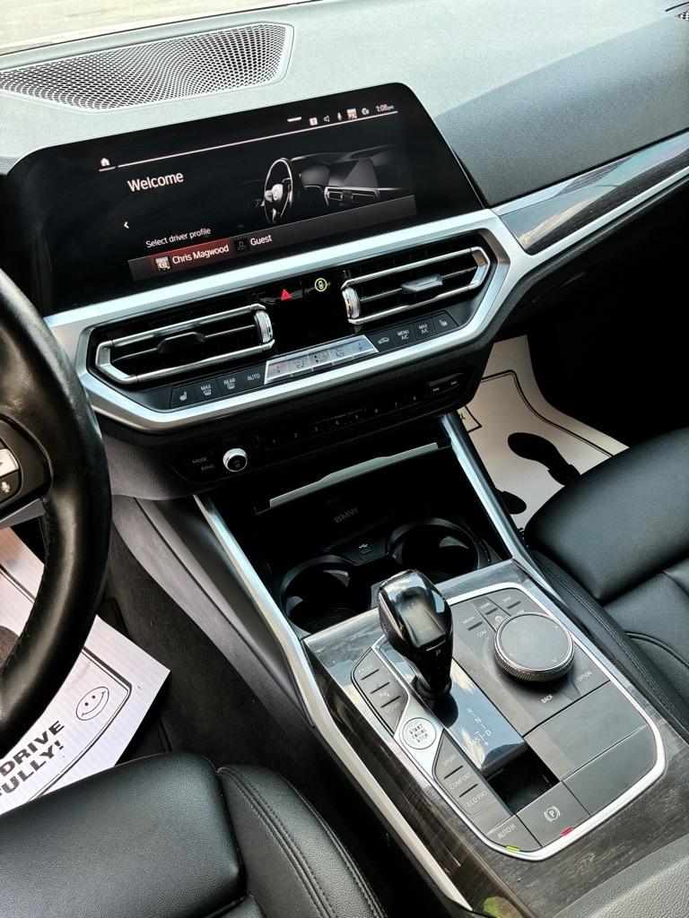BMW 3-Series  2019