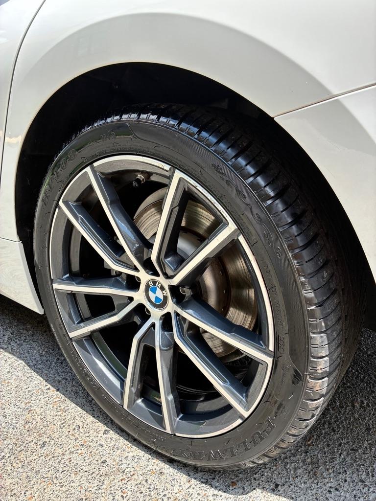BMW 3-Series  2019