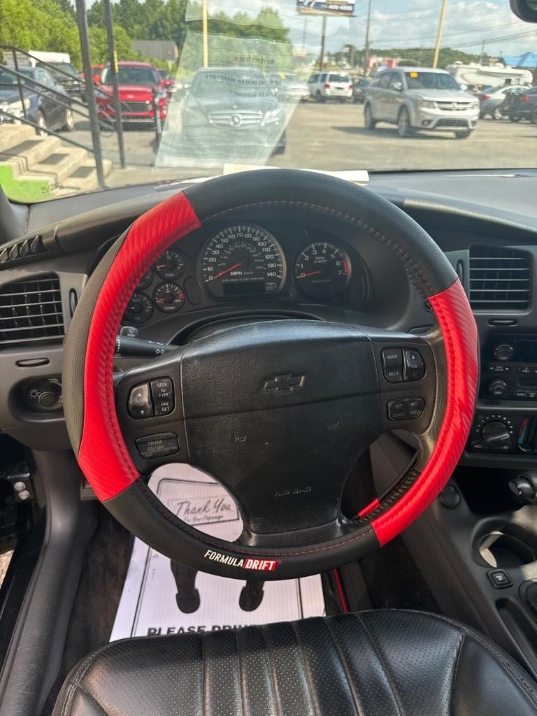 Chevrolet Monte Carlo  2004