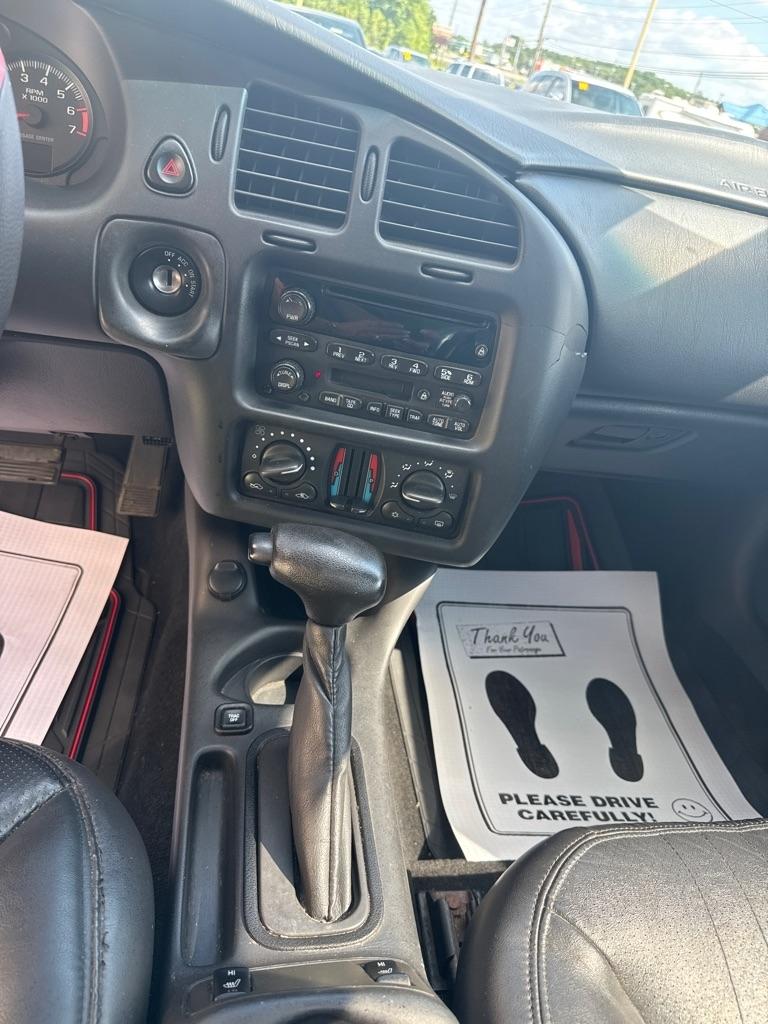 Chevrolet Monte Carlo  2004