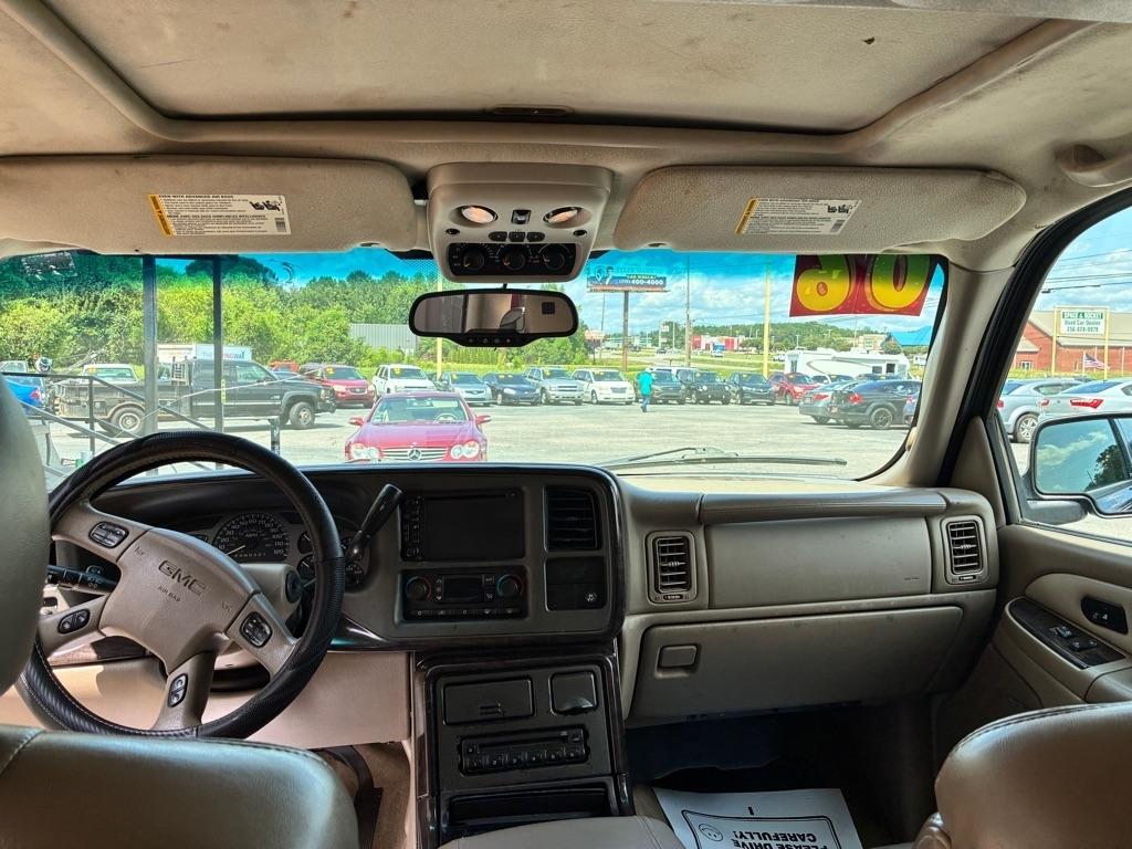 GMC Yukon Denali  2006