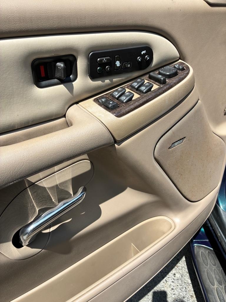 GMC Yukon Denali  2006