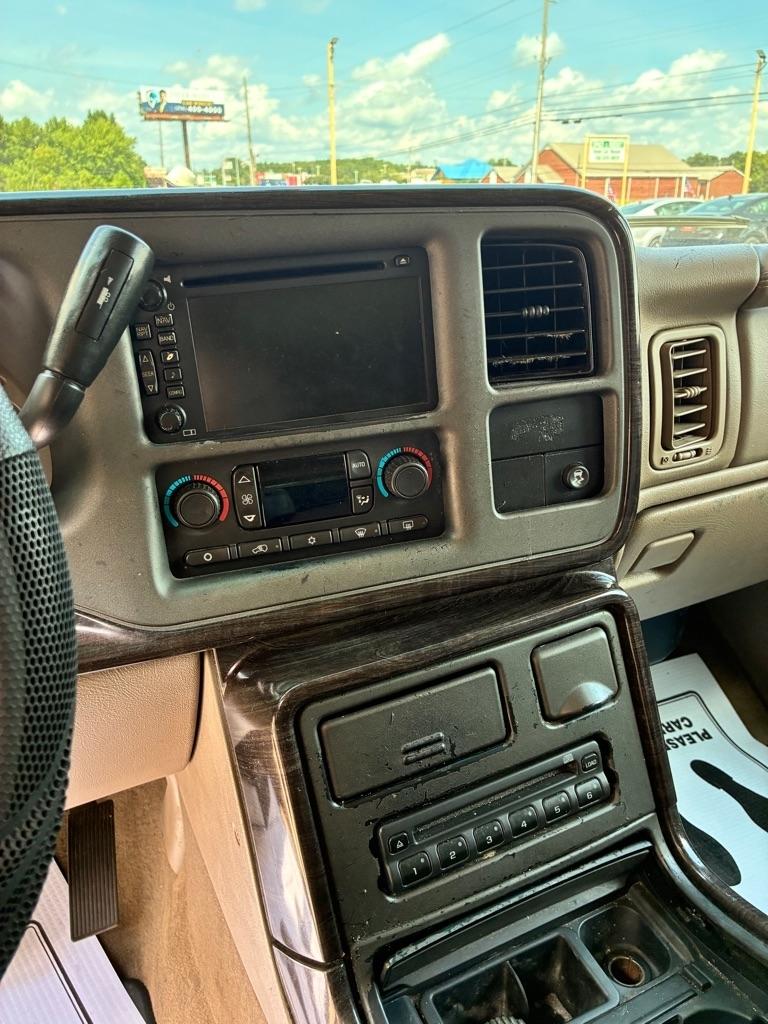 GMC Yukon Denali  2006