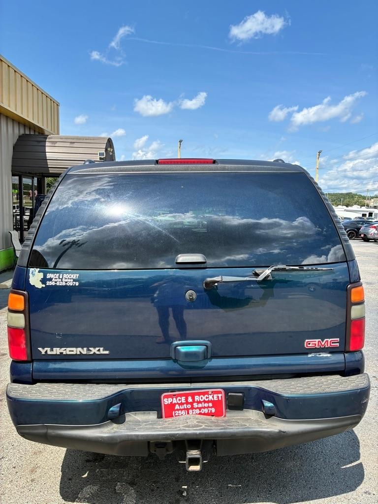 GMC Yukon Denali  2006