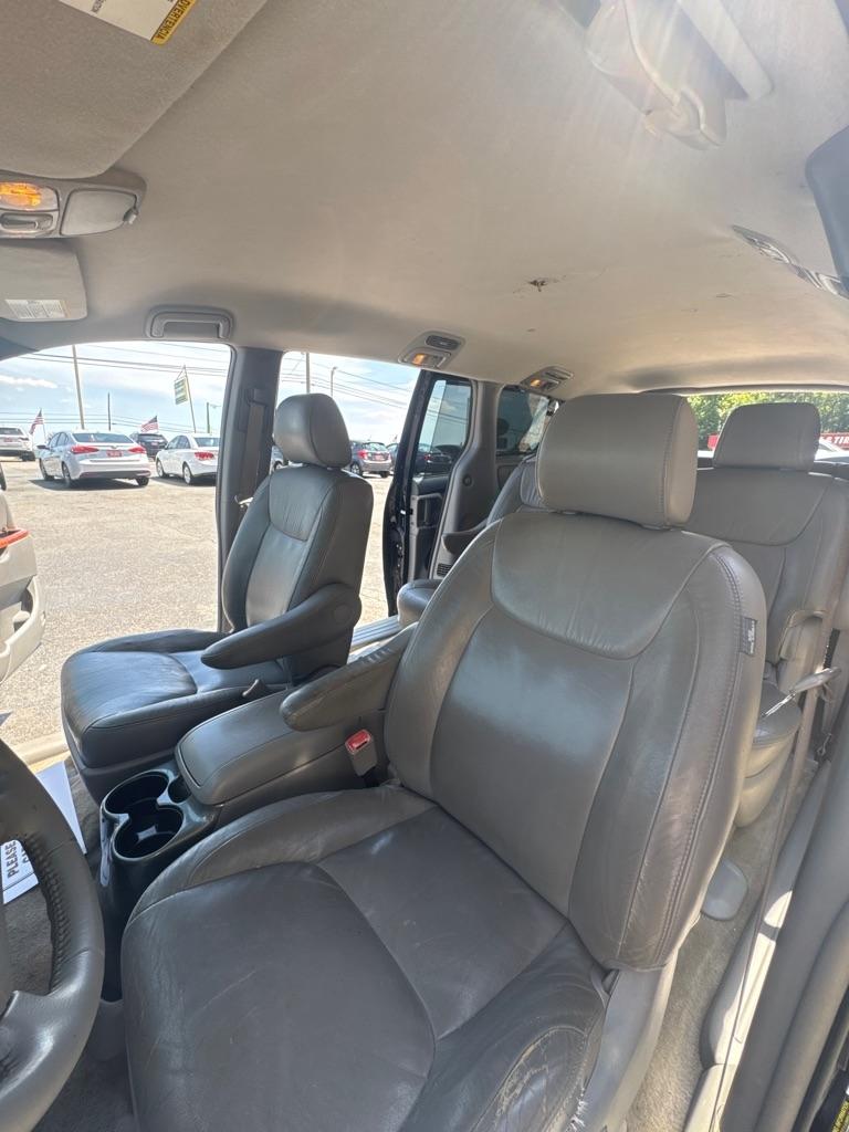 Toyota Sienna  2008