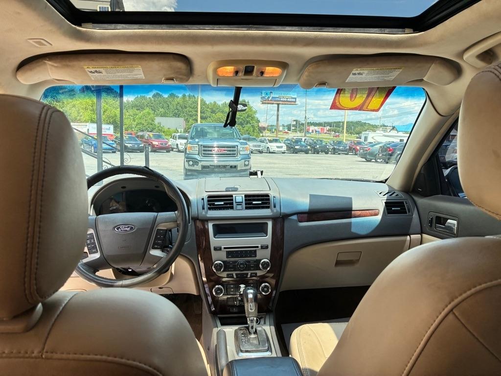 Ford Fusion  2010