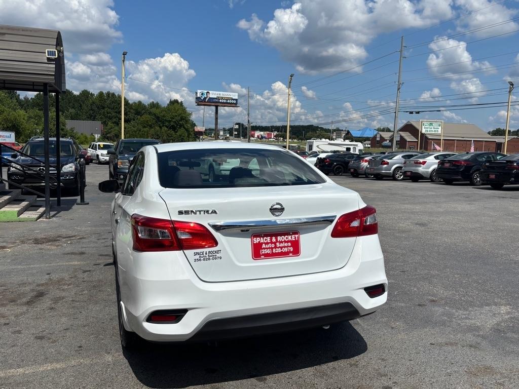 Nissan Sentra  2018