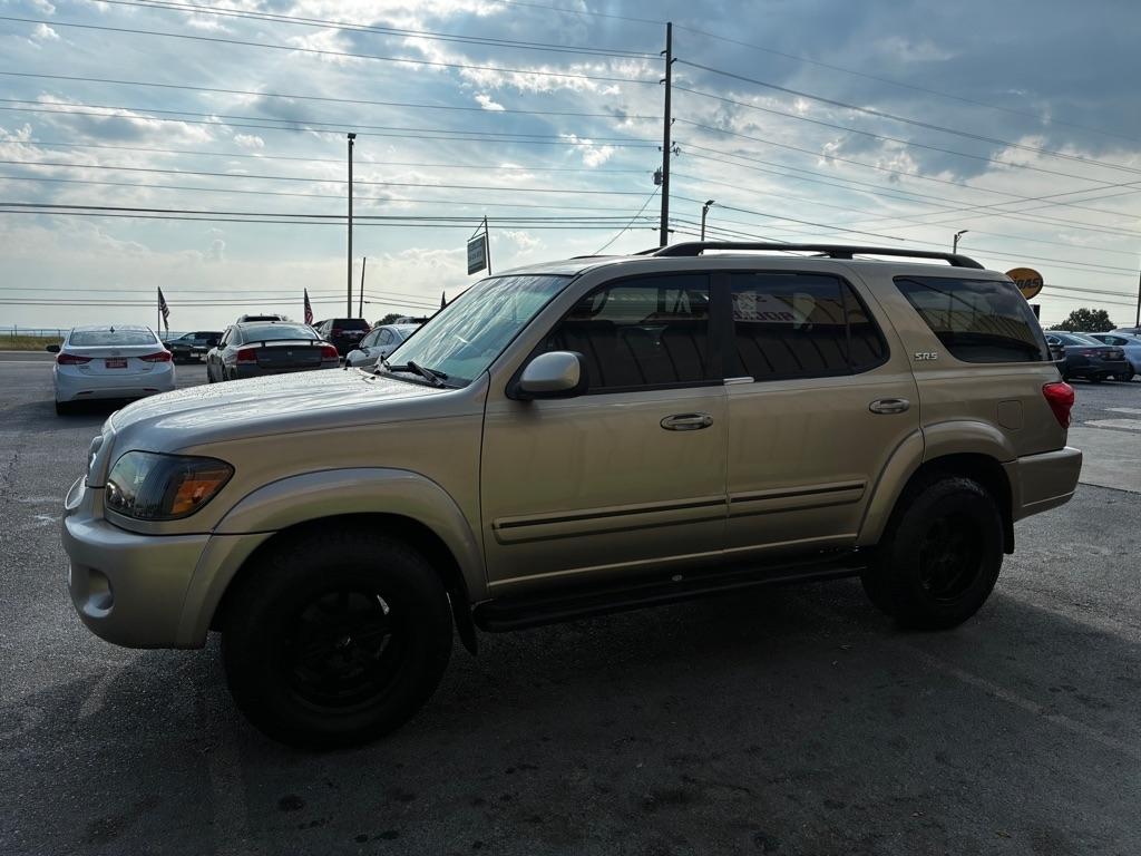 Toyota Sequoia  2005