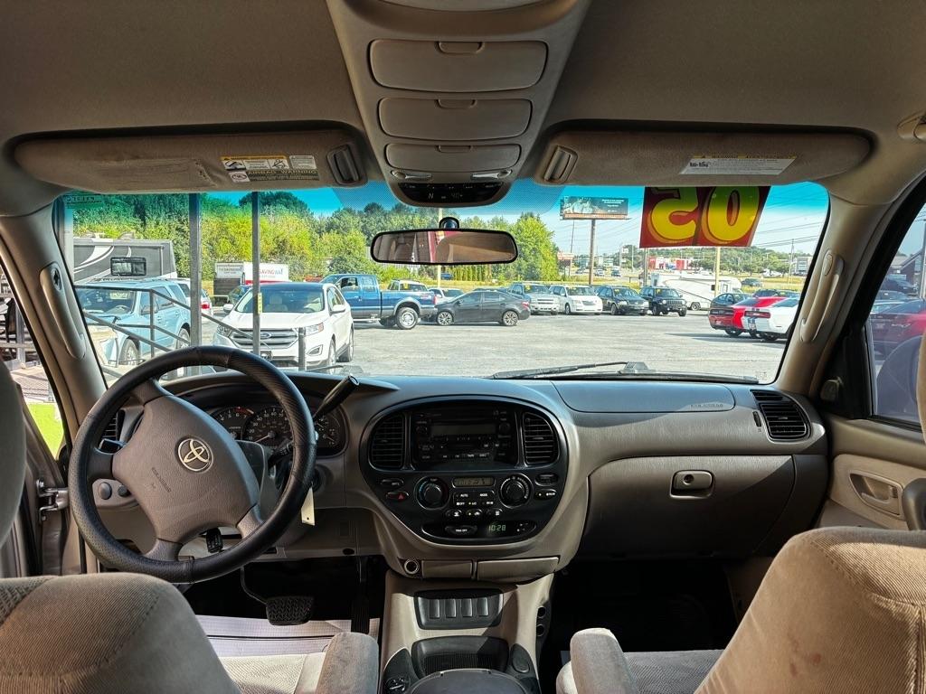 Toyota Sequoia  2005