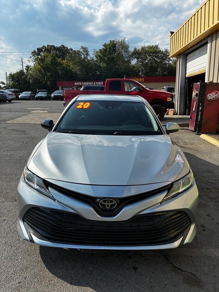 Toyota Camry  2020