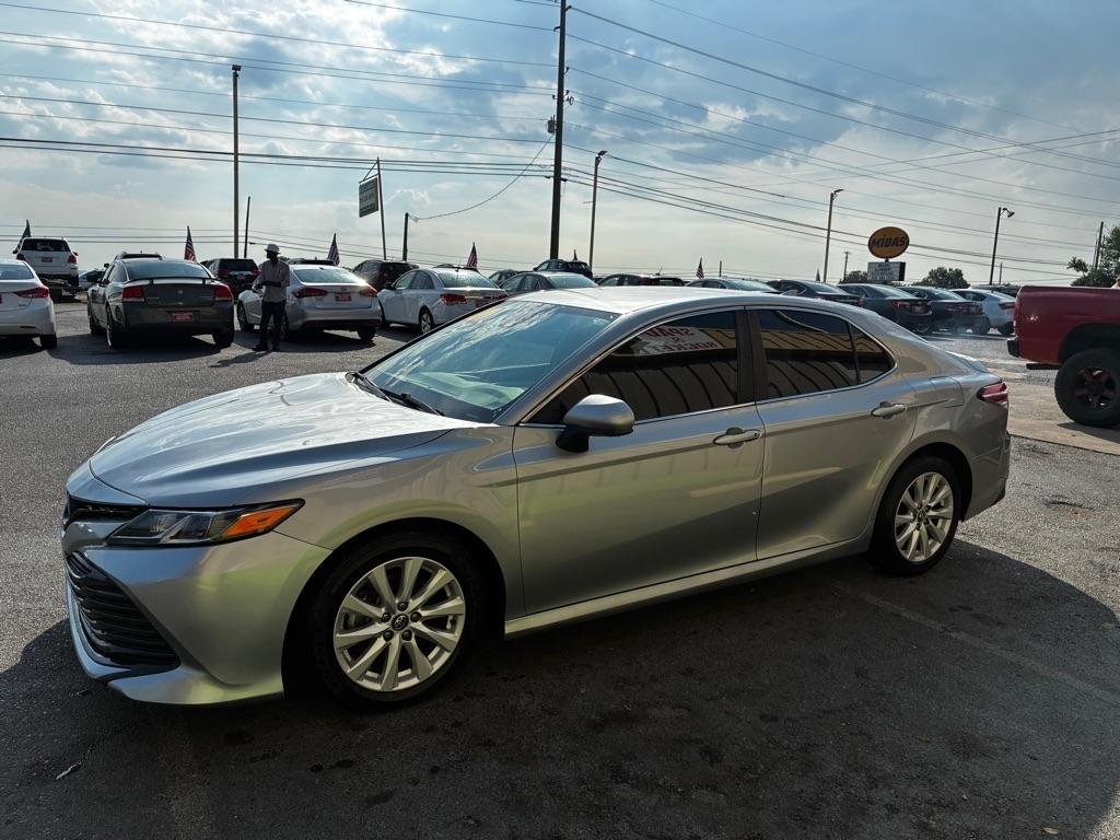 Toyota Camry  2020