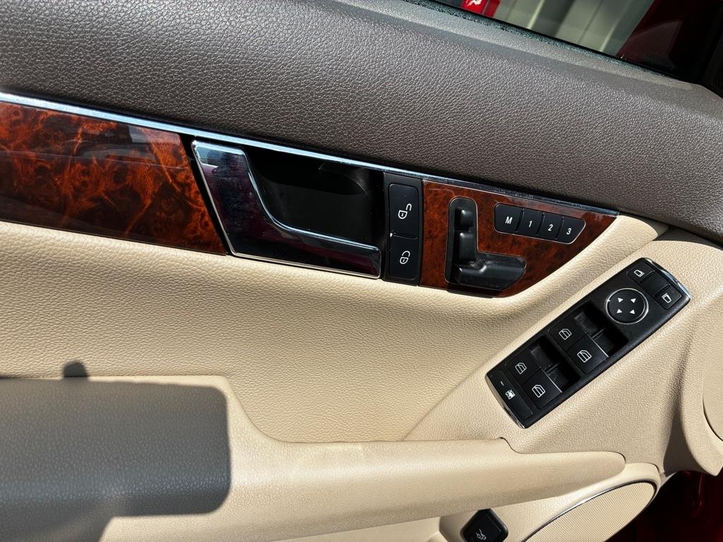 Mercedes-Benz C-Class  2010