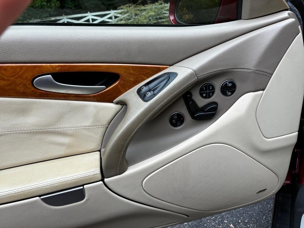 Mercedes-Benz SL-Class  2004
