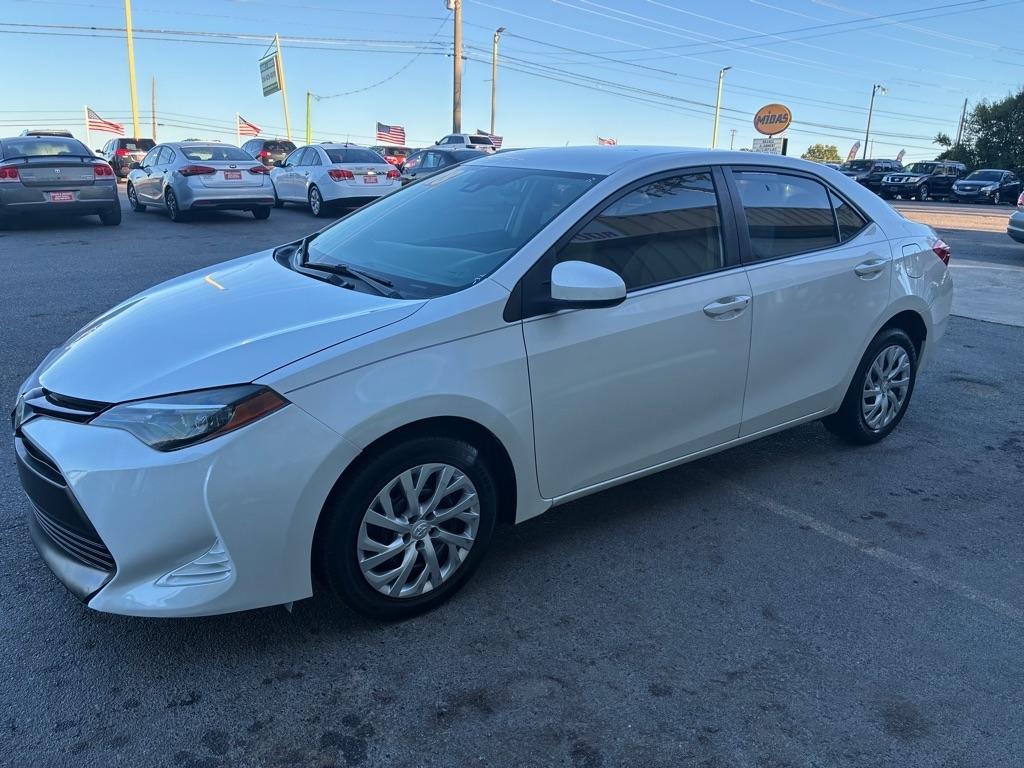 Toyota Corolla  2018