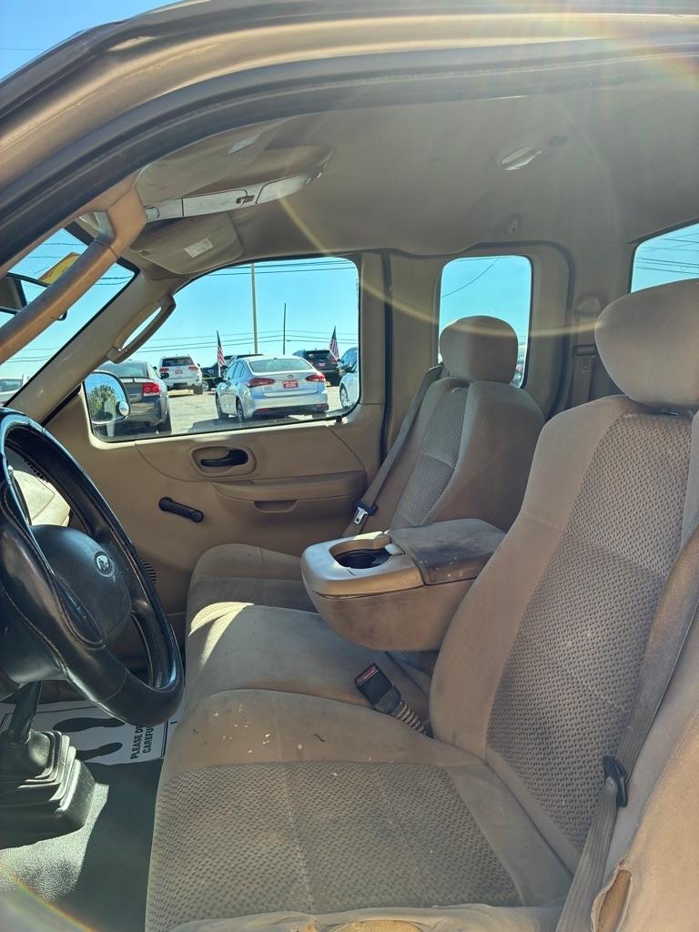 Ford F-150  2003