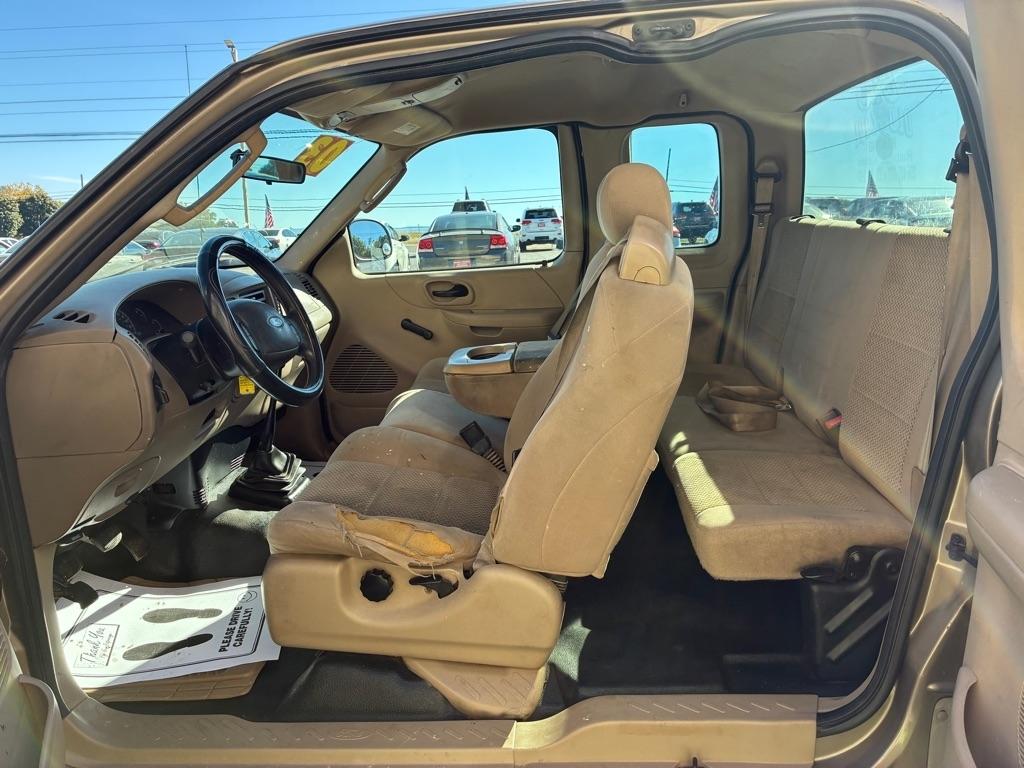 Ford F-150  2003