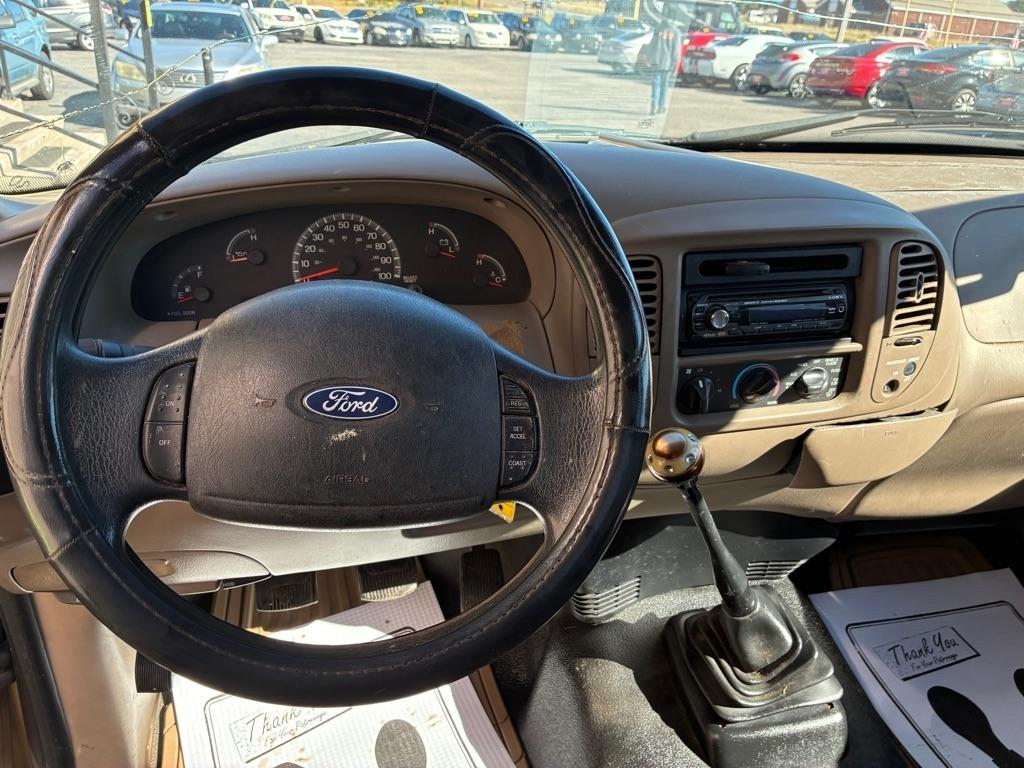 Ford F-150  2003