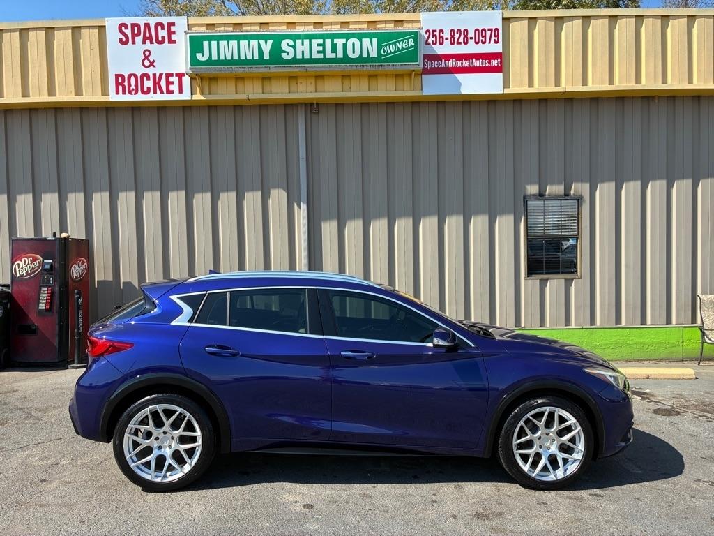 Infiniti QX30  2018