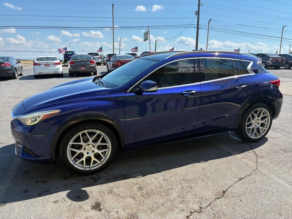 Infiniti QX30  2018