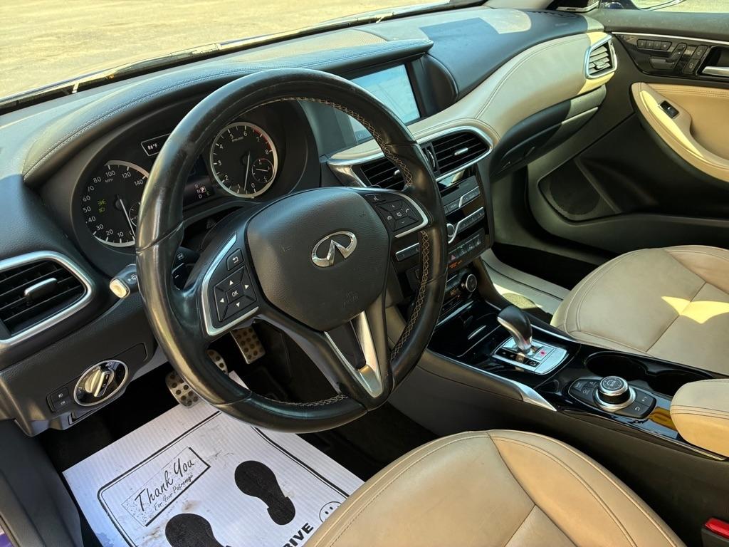 Infiniti QX30  2018