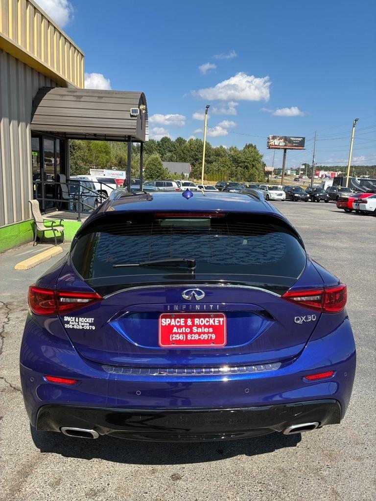 Infiniti QX30  2018