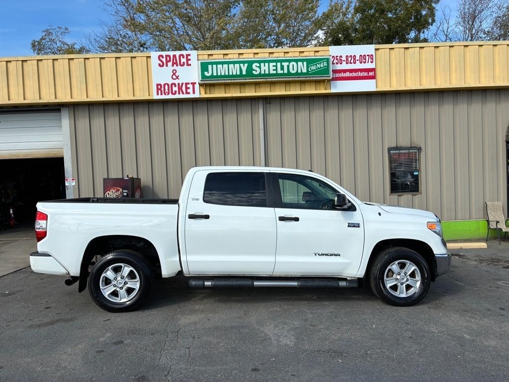 Toyota Tundra  2016