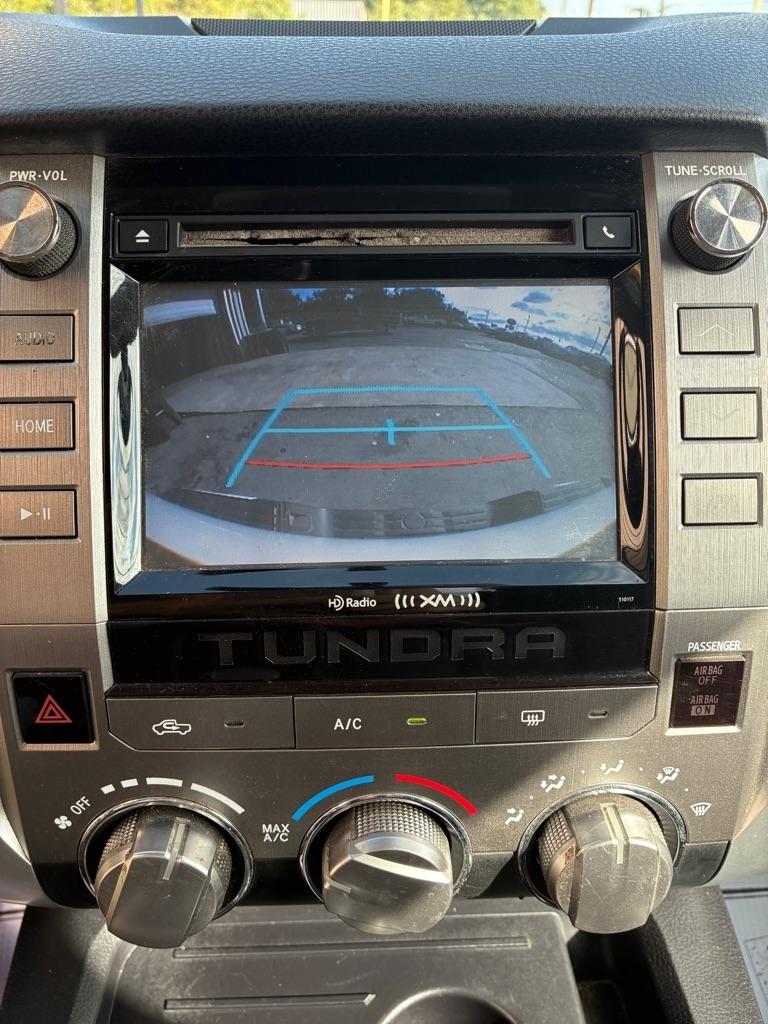 Toyota Tundra  2016