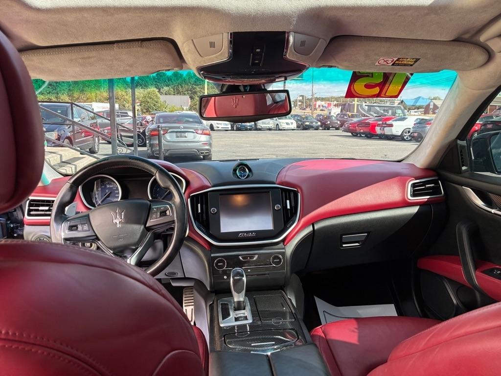 Maserati Ghibli  2015