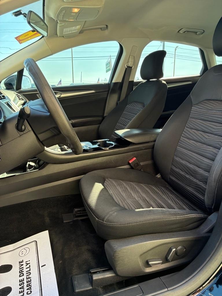 Ford Fusion  2016