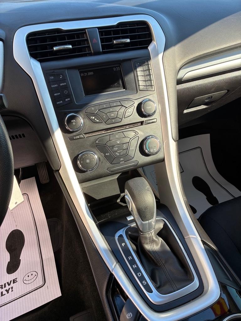 Ford Fusion  2016