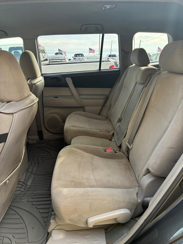 Toyota Highlander  2010