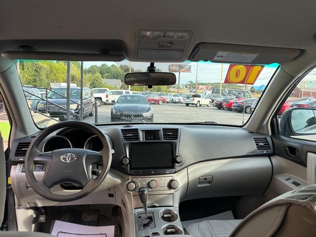 Toyota Highlander  2010