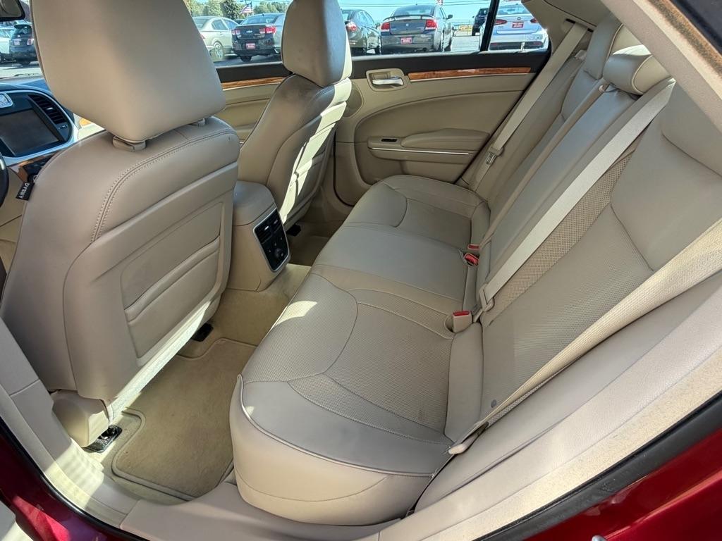 Chrysler 300  2014