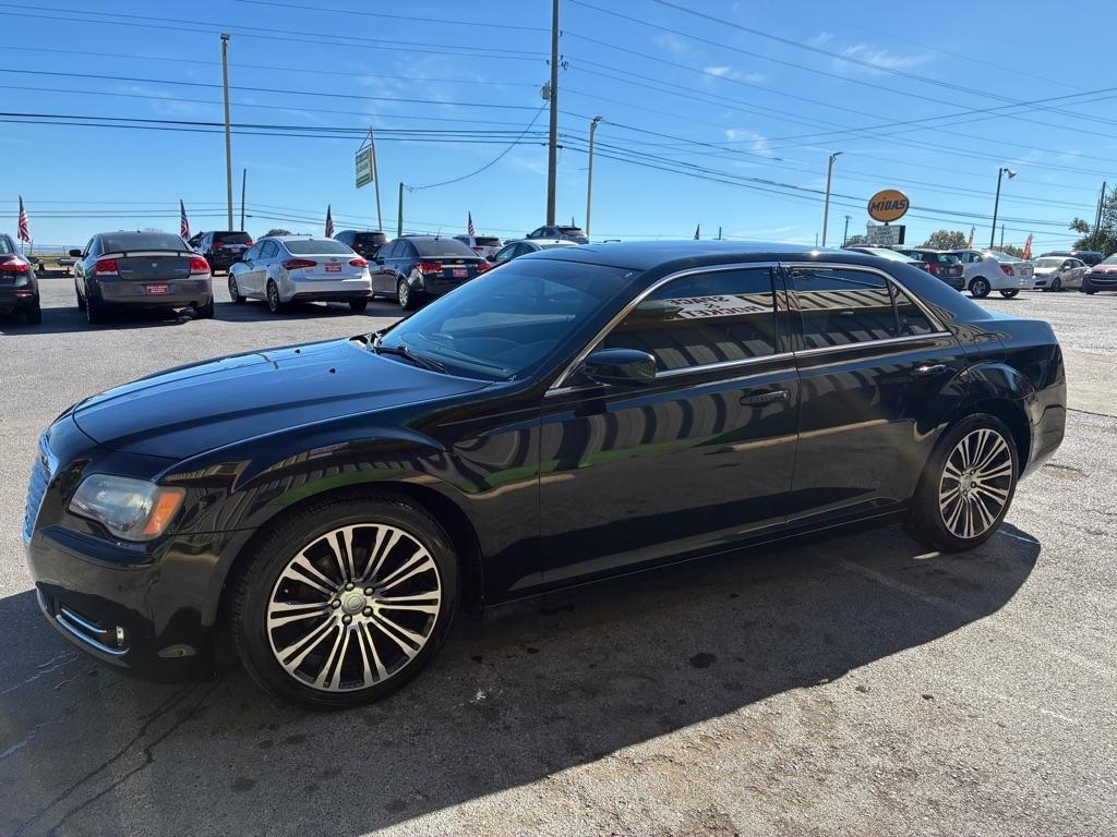 Chrysler 300  2013