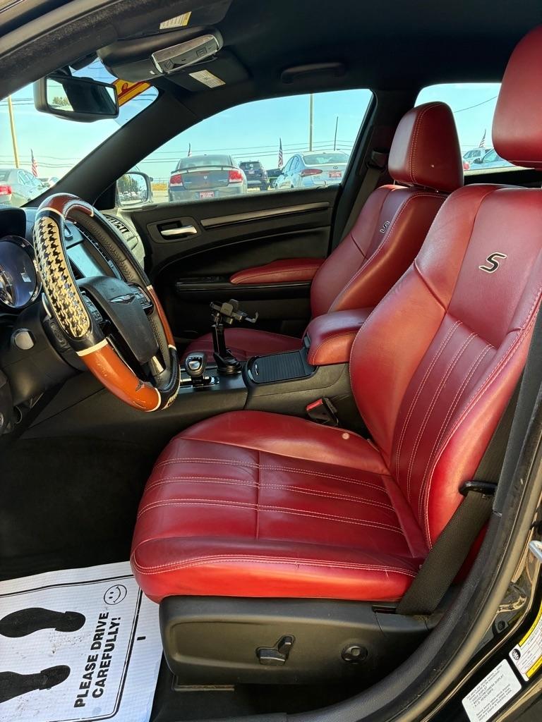 Chrysler 300  2013