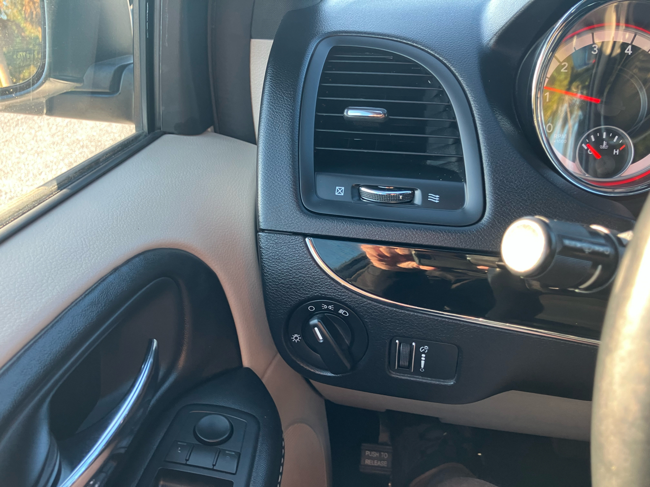 Dodge Grand Caravan SE 2014