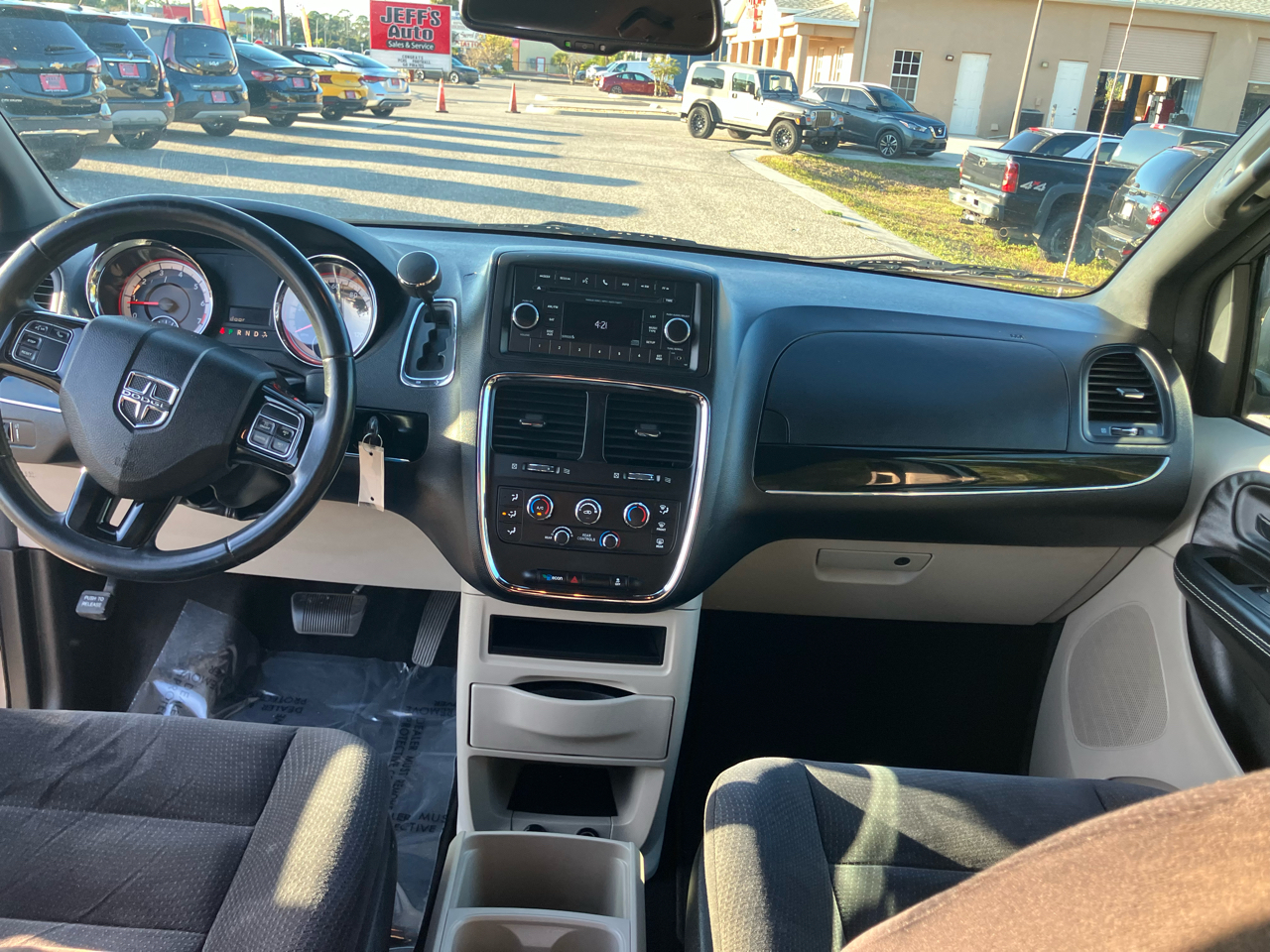 Dodge Grand Caravan SE 2014